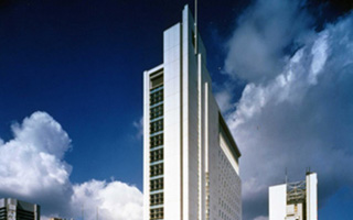 完善的商务支援机构 Invest Osaka
